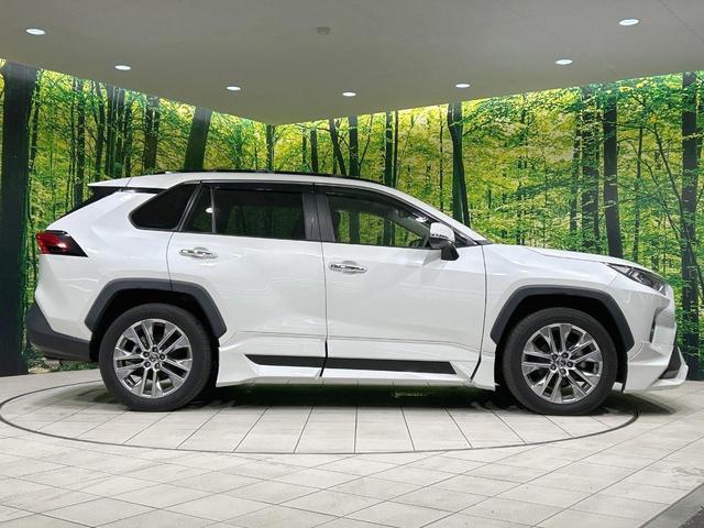 ＲＡＶ４ Ｇ　Ｚパッケージ　４ＷＤ　ＴＲＤエアロ　バックカメラ　セーフティセンス　レーダークルーズ　禁煙車　電動リアゲート　レザーシート　シートヒーター　パワーシート　スマートキー　ＬＥＤヘッド　デジタルインナーミラー（25枚目）
