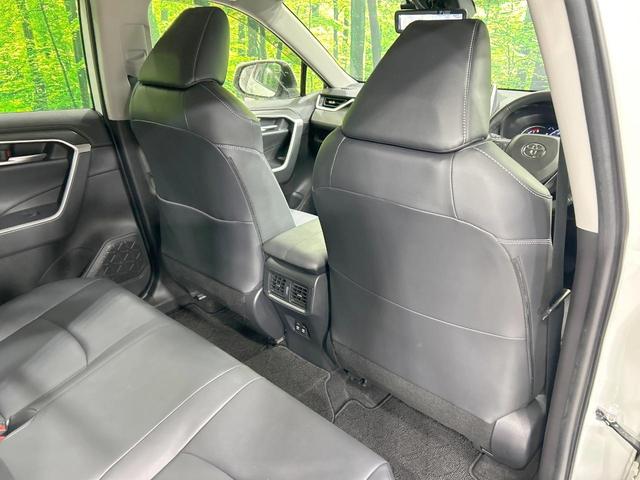 ＲＡＶ４ Ｇ　Ｚパッケージ　４ＷＤ　ＴＲＤエアロ　バックカメラ　セーフティセンス　レーダークルーズ　禁煙車　電動リアゲート　レザーシート　シートヒーター　パワーシート　スマートキー　ＬＥＤヘッド　デジタルインナーミラー（46枚目）