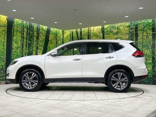 エクストレイル ２０Ｘ　４ＷＤ　純正９型ナビ　全周囲カメラ　エマージェンシーブレーキ　プロパイロット　禁煙車　ＥＴＣ　Ｂｌｕｅｔｏｏｔｈ接続　電動リアゲート　合皮シート　シートヒーター　コーナーセンサー　ＬＥＤヘッド（25枚目）