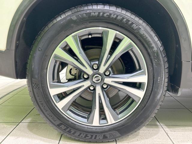 エクストレイル ２０Ｘ　４ＷＤ　純正９型ナビ　全周囲カメラ　エマージェンシーブレーキ　プロパイロット　禁煙車　ＥＴＣ　Ｂｌｕｅｔｏｏｔｈ接続　電動リアゲート　合皮シート　シートヒーター　コーナーセンサー　ＬＥＤヘッド（29枚目）