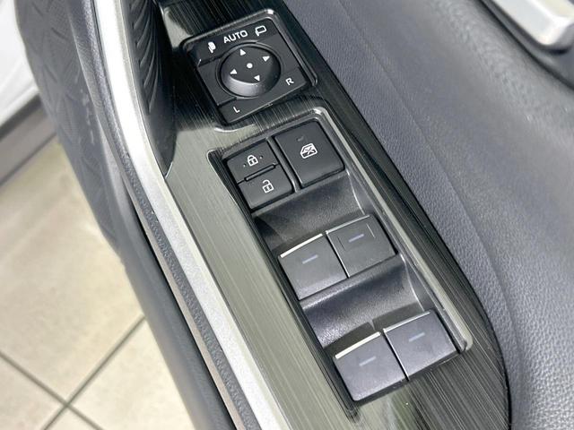 ＲＡＶ４ ハイブリッドＧ　４ＷＤ　サンルーフ　モデリスタエアロ　純正１０．５型ディスプレイオーディオ　全周囲カメラ　セーフティセンス　レーダークルーズ　禁煙車　電動リアゲート　合皮シート　シートエアコン　パワーシート　ＥＴＣ（41枚目）