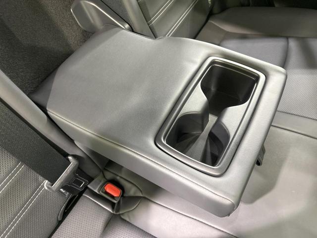 ＲＡＶ４ ハイブリッドＧ　４ＷＤ　サンルーフ　モデリスタエアロ　純正１０．５型ディスプレイオーディオ　全周囲カメラ　セーフティセンス　レーダークルーズ　禁煙車　電動リアゲート　合皮シート　シートエアコン　パワーシート　ＥＴＣ（56枚目）
