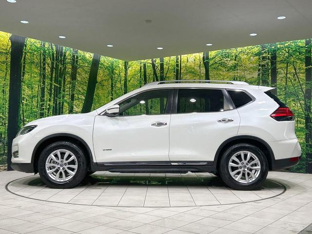 エクストレイル ２０Ｘｉ　ハイブリッド　４ＷＤ　サンルーフ　全周囲カメラ　エマージェンシーブレーキ　プロパイロット　禁煙車　電動リアゲート　スマートキー　ＬＥＤヘッド　ＥＴＣ　オートハイビーム　デジタルインナーミラー　オートエアコン（25枚目）