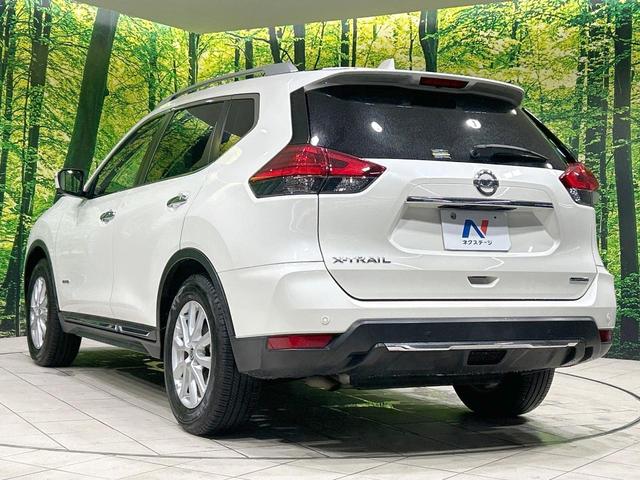 エクストレイル ２０Ｘｉ　ハイブリッド　４ＷＤ　サンルーフ　全周囲カメラ　エマージェンシーブレーキ　プロパイロット　禁煙車　電動リアゲート　スマートキー　ＬＥＤヘッド　ＥＴＣ　オートハイビーム　デジタルインナーミラー　オートエアコン（26枚目）