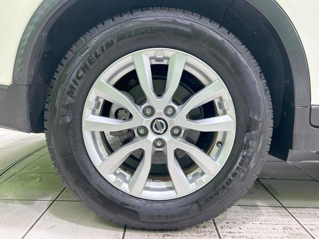 エクストレイル ２０Ｘｉ　ハイブリッド　４ＷＤ　サンルーフ　全周囲カメラ　エマージェンシーブレーキ　プロパイロット　禁煙車　電動リアゲート　スマートキー　ＬＥＤヘッド　ＥＴＣ　オートハイビーム　デジタルインナーミラー　オートエアコン（29枚目）
