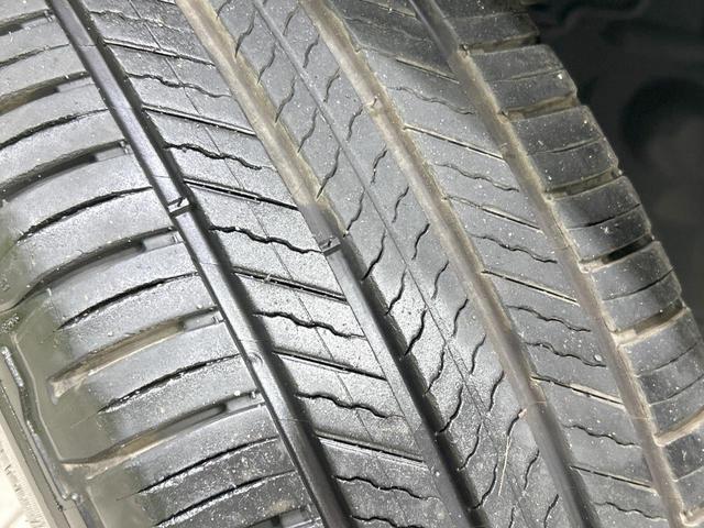 エクストレイル ２０Ｘｉ　ハイブリッド　４ＷＤ　サンルーフ　全周囲カメラ　エマージェンシーブレーキ　プロパイロット　禁煙車　電動リアゲート　スマートキー　ＬＥＤヘッド　ＥＴＣ　オートハイビーム　デジタルインナーミラー　オートエアコン（30枚目）