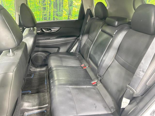 エクストレイル ２０Ｘｉ　ハイブリッド　４ＷＤ　サンルーフ　全周囲カメラ　エマージェンシーブレーキ　プロパイロット　禁煙車　電動リアゲート　スマートキー　ＬＥＤヘッド　ＥＴＣ　オートハイビーム　デジタルインナーミラー　オートエアコン（41枚目）