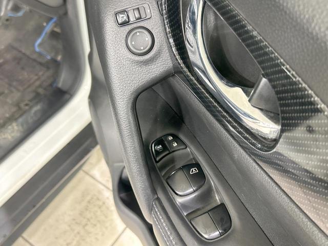 エクストレイル ２０Ｘｉ　ハイブリッド　４ＷＤ　サンルーフ　全周囲カメラ　エマージェンシーブレーキ　プロパイロット　禁煙車　電動リアゲート　スマートキー　ＬＥＤヘッド　ＥＴＣ　オートハイビーム　デジタルインナーミラー　オートエアコン（48枚目）