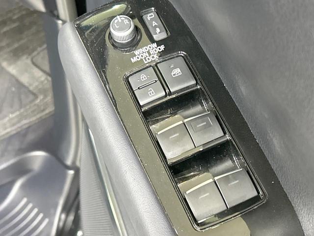 アルファード ２．５Ｓ　Ｃパッケージ　ツインムーンルーフ　モデリスタエアロ　両側パワスラ　後席モニター　バックカメラ　セーフティセンス　レーダークルーズ　禁煙車　電動リアゲート　合皮シート　シートヒーター　シートエアコン　パワーシート（59枚目）
