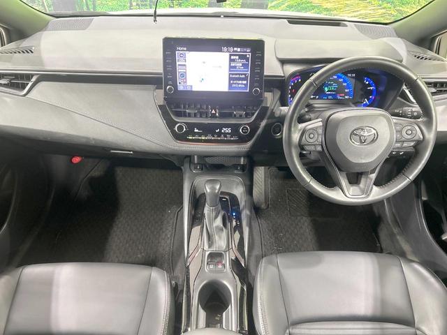 カローラツーリング ダブルバイビー　バックカメラ　セーフティセンス　レーダークルーズ　禁煙車　シートヒーター　スマートキー　ＬＥＤヘッド　純正９型ディスプレイオーディオ　ＥＴＣ　オートハイビーム　オートエアコン　純正１７インチアルミ（2枚目）