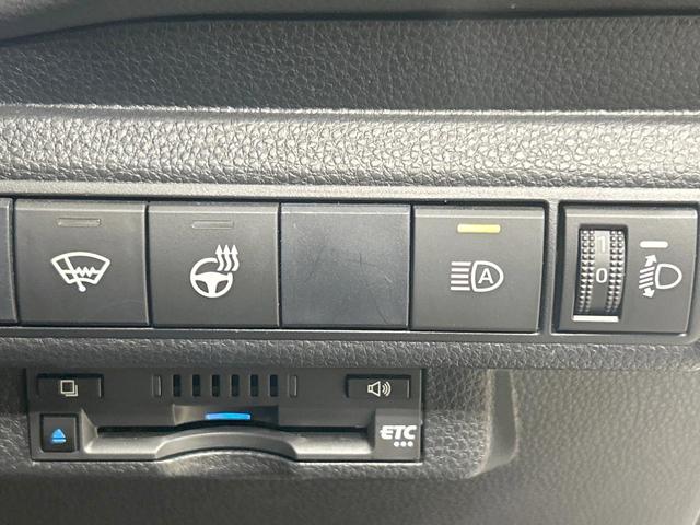 カローラツーリング ダブルバイビー　バックカメラ　セーフティセンス　レーダークルーズ　禁煙車　シートヒーター　スマートキー　ＬＥＤヘッド　純正９型ディスプレイオーディオ　ＥＴＣ　オートハイビーム　オートエアコン　純正１７インチアルミ（33枚目）