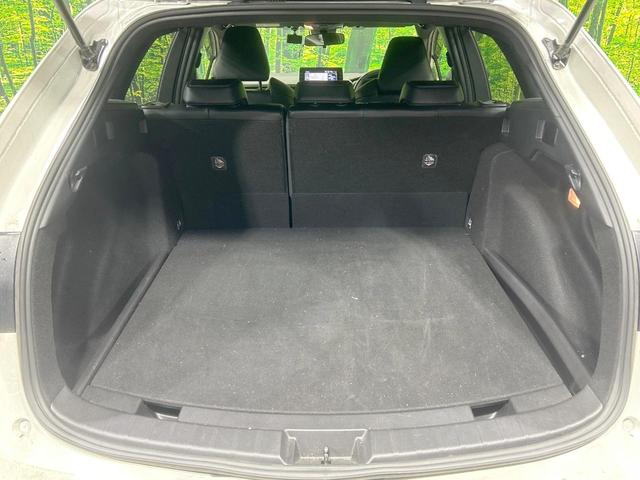 カローラツーリング ダブルバイビー　バックカメラ　セーフティセンス　レーダークルーズ　禁煙車　シートヒーター　スマートキー　ＬＥＤヘッド　純正９型ディスプレイオーディオ　ＥＴＣ　オートハイビーム　オートエアコン　純正１７インチアルミ（42枚目）