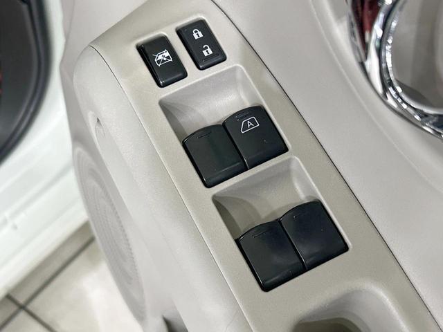 キューブ １５Ｘ　パーティーレッドセレクション　ＳＤナビ　バックカメラ　禁煙車　ＥＴＣ　Ｂｌｕｅｔｏｏｔｈ接続　ＨＩＤヘッド　スマートキー　ＣＤ／ＤＶＤ再生　地デジ　プッシュスタート　ベロアシート　シートリフター　アームレスト　盗難防止システム（44枚目）