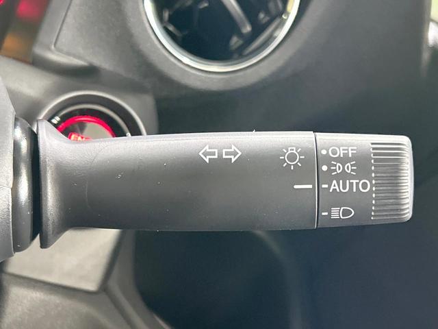 N-BOXカスタム ベースグレード 届出済未使用車 電動スライドドア ホンダセンシング アダプティブクルーズ コーナーセンサー スマートキー LEDヘッド オートハイビーム オートエアコン 電動パーキングブレーキ 純正14インチAW(45枚目)