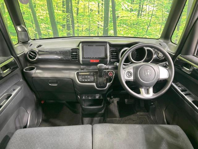 N-BOXカスタム G SSブラックスタイルパッケージ 両側パワスラ SDナビ バックカメラ 禁煙車 シートヒーター スマートキー HIDヘッド オートライト オートエアコン 15インチAW Bluetooth DVD/CD再生 フルセグ LEDフォグ(2枚目)