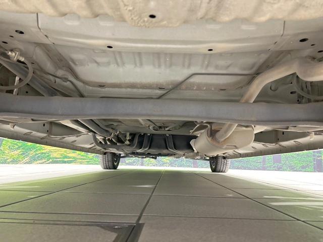 N-BOXカスタム G SSブラックスタイルパッケージ 両側パワスラ SDナビ バックカメラ 禁煙車 シートヒーター スマートキー HIDヘッド オートライト オートエアコン 15インチAW Bluetooth DVD/CD再生 フルセグ LEDフォグ(14枚目)