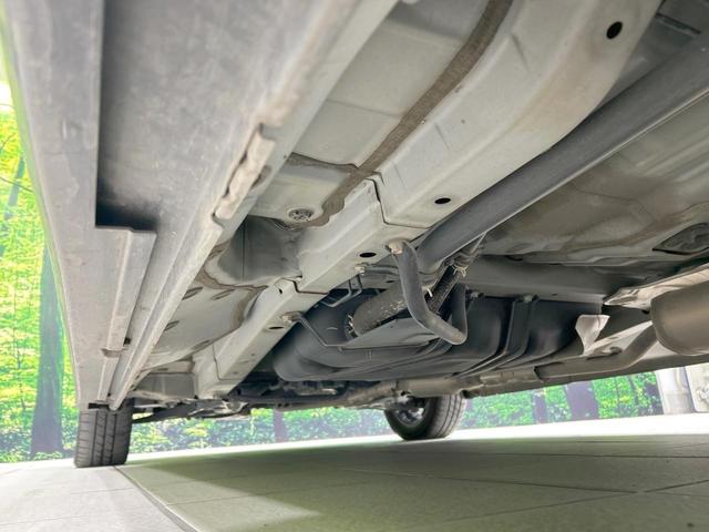 N-BOXカスタム G SSブラックスタイルパッケージ 両側パワスラ SDナビ バックカメラ 禁煙車 シートヒーター スマートキー HIDヘッド オートライト オートエアコン 15インチAW Bluetooth DVD/CD再生 フルセグ LEDフォグ(16枚目)