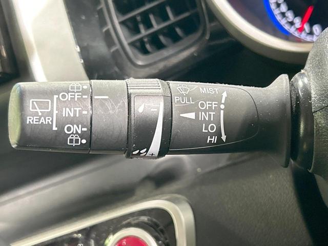 N-BOXカスタム G SSブラックスタイルパッケージ 両側パワスラ SDナビ バックカメラ 禁煙車 シートヒーター スマートキー HIDヘッド オートライト オートエアコン 15インチAW Bluetooth DVD/CD再生 フルセグ LEDフォグ(36枚目)