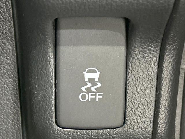 N-BOXカスタム G SSブラックスタイルパッケージ 両側パワスラ SDナビ バックカメラ 禁煙車 シートヒーター スマートキー HIDヘッド オートライト オートエアコン 15インチAW Bluetooth DVD/CD再生 フルセグ LEDフォグ(39枚目)