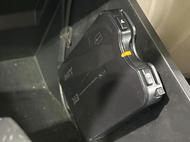 パレット X 電動スライドドア バックカメラ 禁煙車 スマートキー ディスプレイオーディオ オートエアコン 純正14インチAW CD再生 ドアバイザー プライバシーガラス 盗難防止装置 アイボリーインテリア(31枚目)