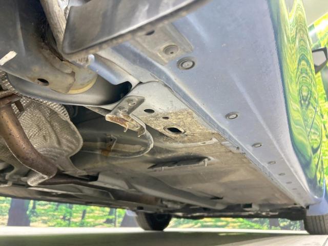 ノート メダリスト X 純正SDナビ エマージェンシーブレーキ 禁煙車 ハーフレザーシート スマートキー ETC 車線逸脱警報 オートライト オートエアコン Bluetooth CD DVD再生 フルセグ 電動格納ミラー(21枚目)