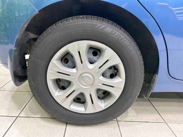 ノート メダリスト X 純正SDナビ エマージェンシーブレーキ 禁煙車 ハーフレザーシート スマートキー ETC 車線逸脱警報 オートライト オートエアコン Bluetooth CD DVD再生 フルセグ 電動格納ミラー(28枚目)