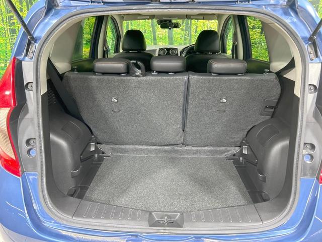 ノート メダリスト X 純正SDナビ エマージェンシーブレーキ 禁煙車 ハーフレザーシート スマートキー ETC 車線逸脱警報 オートライト オートエアコン Bluetooth CD DVD再生 フルセグ 電動格納ミラー(39枚目)