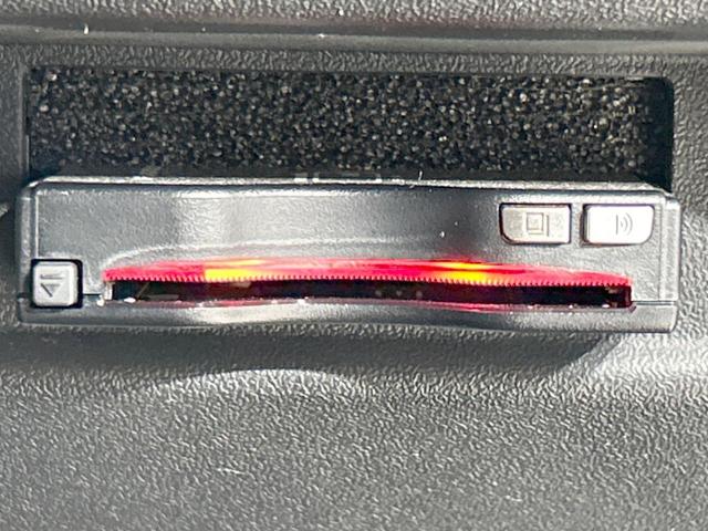 ジムニー XC ターボ 4WD セーフティサポート 禁煙車 スマートキー シートヒーター LEDヘッド ETC ディスプレイオーディオ クルコン オートライト オートエアコン 純正16インチアルミ Bluetooth(7枚目)