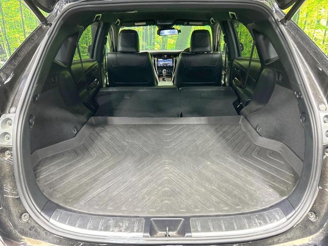 ハリアー プレミアム　バックカメラ　セーフティセンス　禁煙車　電動リアゲート　ハーフレザーシート　パワーシート　スマートキー　ＬＥＤヘッド　ビルトインＥＴＣ　クルコン　オートハイビーム　オートライト　デュアルエアコン（10枚目）
