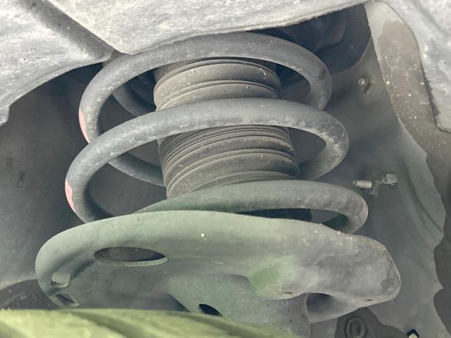 ハリアー プレミアム　バックカメラ　セーフティセンス　禁煙車　電動リアゲート　ハーフレザーシート　パワーシート　スマートキー　ＬＥＤヘッド　ビルトインＥＴＣ　クルコン　オートハイビーム　オートライト　デュアルエアコン（21枚目）