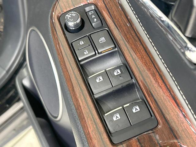 ハリアー プレミアム　バックカメラ　セーフティセンス　禁煙車　電動リアゲート　ハーフレザーシート　パワーシート　スマートキー　ＬＥＤヘッド　ビルトインＥＴＣ　クルコン　オートハイビーム　オートライト　デュアルエアコン（41枚目）