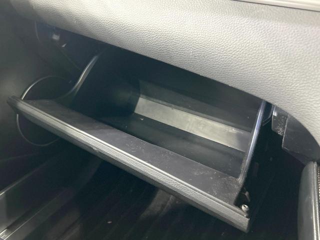 ハリアー プレミアム　バックカメラ　セーフティセンス　禁煙車　電動リアゲート　ハーフレザーシート　パワーシート　スマートキー　ＬＥＤヘッド　ビルトインＥＴＣ　クルコン　オートハイビーム　オートライト　デュアルエアコン（53枚目）