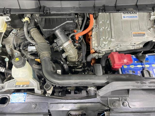 セレナ e-パワー ハイウェイスターV 両側電動ドア 後席モニター 全周囲カメラ エマージェンシーブレーキ クルーズコントロール 禁煙車 ETC コーナーセンサー スマートキー LEDヘッド オートライト リアオートエアコン シートヒーター(18枚目)