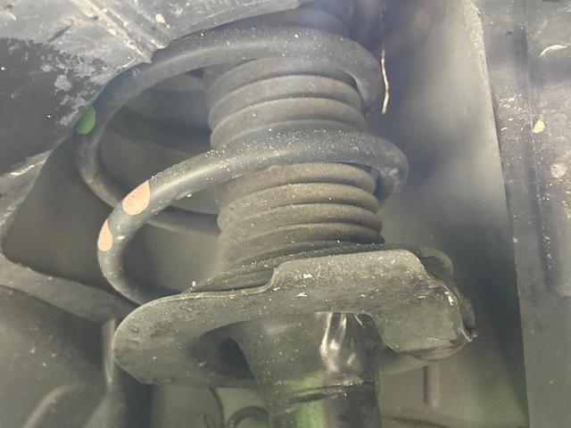 セレナ e-パワー ハイウェイスターV 両側電動ドア 後席モニター 全周囲カメラ エマージェンシーブレーキ クルーズコントロール 禁煙車 ETC コーナーセンサー スマートキー LEDヘッド オートライト リアオートエアコン シートヒーター(21枚目)