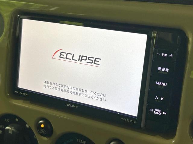 FJクルーザー ベースグレード 純正OP17インチアルミ 4WD SDナビ バックカメラ 禁煙車 2トーンカラー コーナーセンサー クルコン ETC Bluetooth再生 CD/DVD再生 フルセグ リアフォグ 電動格納ミラー(3枚目)