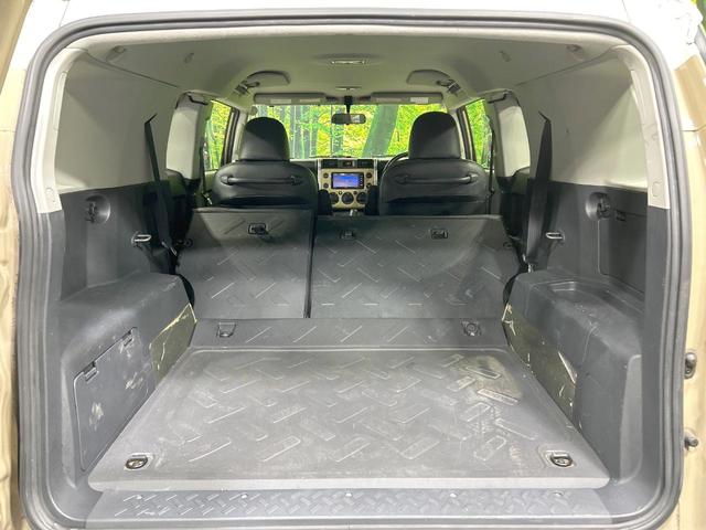 FJクルーザー ベースグレード 純正OP17インチアルミ 4WD SDナビ バックカメラ 禁煙車 2トーンカラー コーナーセンサー クルコン ETC Bluetooth再生 CD/DVD再生 フルセグ リアフォグ 電動格納ミラー(10枚目)