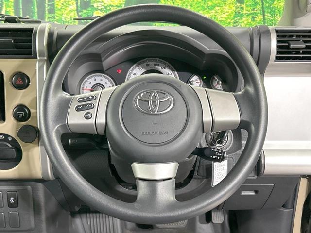 FJクルーザー ベースグレード 純正OP17インチアルミ 4WD SDナビ バックカメラ 禁煙車 2トーンカラー コーナーセンサー クルコン ETC Bluetooth再生 CD/DVD再生 フルセグ リアフォグ 電動格納ミラー(11枚目)