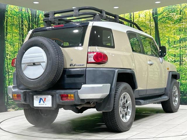 FJクルーザー ベースグレード 純正OP17インチアルミ 4WD SDナビ バックカメラ 禁煙車 2トーンカラー コーナーセンサー クルコン ETC Bluetooth再生 CD/DVD再生 フルセグ リアフォグ 電動格納ミラー(17枚目)