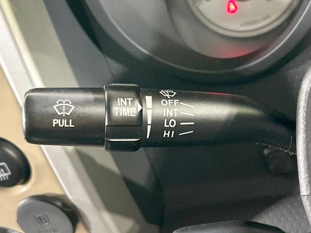 FJクルーザー ベースグレード 純正OP17インチアルミ 4WD SDナビ バックカメラ 禁煙車 2トーンカラー コーナーセンサー クルコン ETC Bluetooth再生 CD/DVD再生 フルセグ リアフォグ 電動格納ミラー(49枚目)