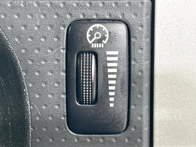 FJクルーザー ベースグレード 純正OP17インチアルミ 4WD SDナビ バックカメラ 禁煙車 2トーンカラー コーナーセンサー クルコン ETC Bluetooth再生 CD/DVD再生 フルセグ リアフォグ 電動格納ミラー(50枚目)