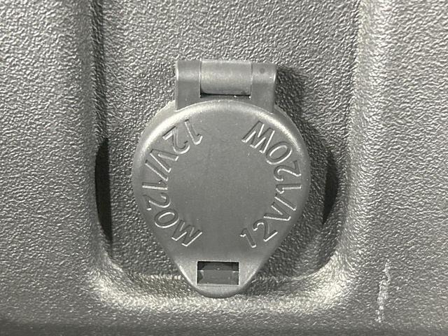 FJクルーザー ベースグレード 純正OP17インチアルミ 4WD SDナビ バックカメラ 禁煙車 2トーンカラー コーナーセンサー クルコン ETC Bluetooth再生 CD/DVD再生 フルセグ リアフォグ 電動格納ミラー(52枚目)