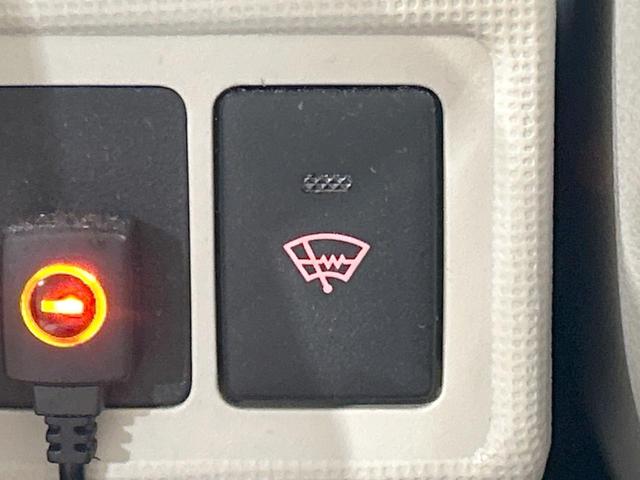 ムーヴキャンバス ＧメイクアップＶＳ　ＳＡＩＩＩ　両側電動スライドドア　ＳＤナビ　全周囲カメラ　スマートアシストＩＩＩ　禁煙車　シートヒーター　コーナーセンサー　スマートキー　ＬＥＤヘッド　ＥＴＣ　オートハイビーム　オートエアコン　ＬＥＤフォグ（30枚目）