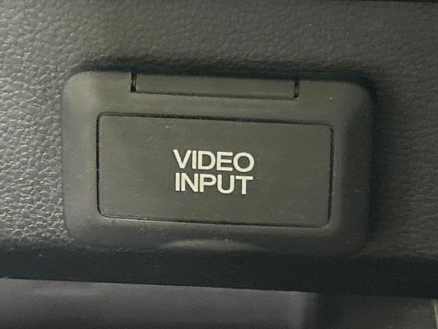 フィット X 純正ナビ バックカメラ クルーズコントロール 禁煙車 HIDヘッド ETC オートライト オートエアコン 純正15インチAW CD/DVD再生 地デジ ドアバイザー 電動格納ミラー 革巻きステアリング(47枚目)