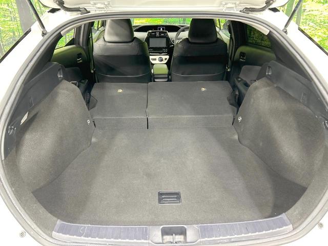 プリウス Ａツーリングセレクション　純正９型ナビ　バックカメラ　セーフティセンス　レーダークルーズ　ブラインドスポットモニター　禁煙車　Ｂｌｕｅｔｏｏｔｈ接続　ＥＴＣ　ＬＥＤヘッド　オートマチックハイビーム　クリアランスソナー（10枚目）