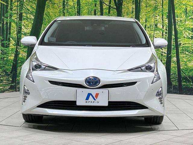 プリウス Ａツーリングセレクション　純正９型ナビ　バックカメラ　セーフティセンス　レーダークルーズ　ブラインドスポットモニター　禁煙車　Ｂｌｕｅｔｏｏｔｈ接続　ＥＴＣ　ＬＥＤヘッド　オートマチックハイビーム　クリアランスソナー（14枚目）