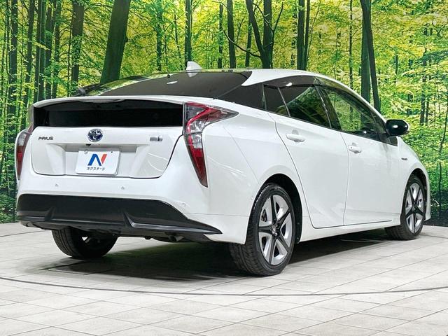 プリウス Ａツーリングセレクション　純正９型ナビ　バックカメラ　セーフティセンス　レーダークルーズ　ブラインドスポットモニター　禁煙車　Ｂｌｕｅｔｏｏｔｈ接続　ＥＴＣ　ＬＥＤヘッド　オートマチックハイビーム　クリアランスソナー（17枚目）