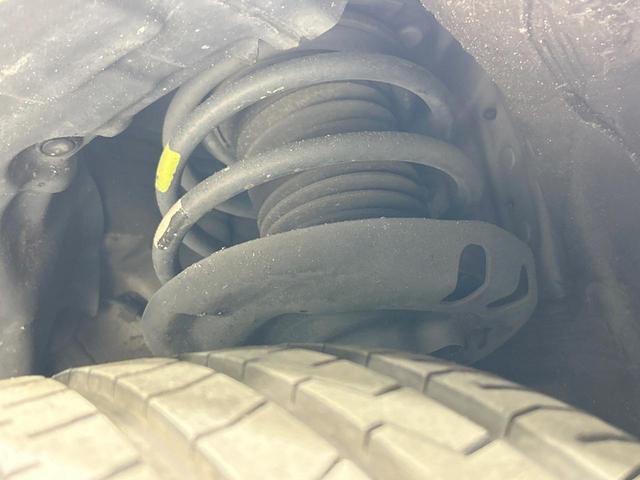 プリウス Ａツーリングセレクション　純正９型ナビ　バックカメラ　セーフティセンス　レーダークルーズ　ブラインドスポットモニター　禁煙車　Ｂｌｕｅｔｏｏｔｈ接続　ＥＴＣ　ＬＥＤヘッド　オートマチックハイビーム　クリアランスソナー（20枚目）