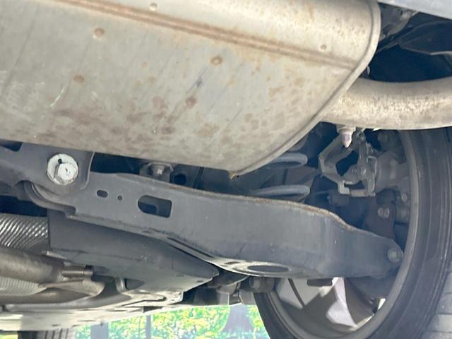 プリウス Ａツーリングセレクション　純正９型ナビ　バックカメラ　セーフティセンス　レーダークルーズ　ブラインドスポットモニター　禁煙車　Ｂｌｕｅｔｏｏｔｈ接続　ＥＴＣ　ＬＥＤヘッド　オートマチックハイビーム　クリアランスソナー（21枚目）