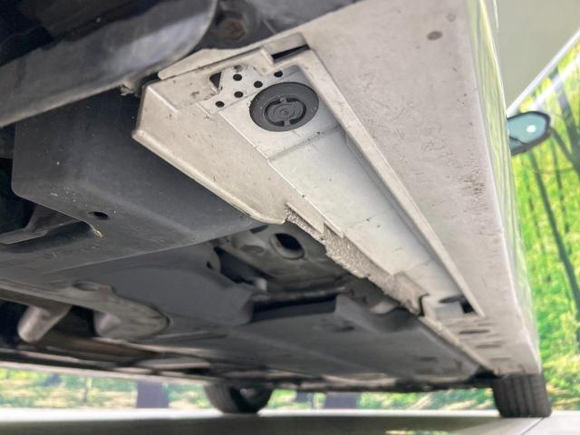 プリウス Ａツーリングセレクション　純正９型ナビ　バックカメラ　セーフティセンス　レーダークルーズ　ブラインドスポットモニター　禁煙車　Ｂｌｕｅｔｏｏｔｈ接続　ＥＴＣ　ＬＥＤヘッド　オートマチックハイビーム　クリアランスソナー（22枚目）