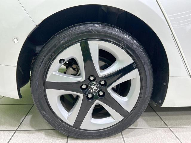 プリウス Ａツーリングセレクション　純正９型ナビ　バックカメラ　セーフティセンス　レーダークルーズ　ブラインドスポットモニター　禁煙車　Ｂｌｕｅｔｏｏｔｈ接続　ＥＴＣ　ＬＥＤヘッド　オートマチックハイビーム　クリアランスソナー（28枚目）